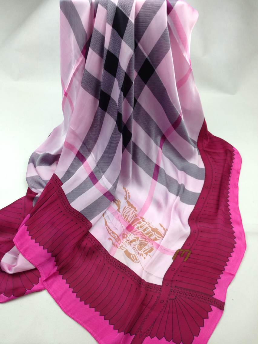 echarpe burberry rose